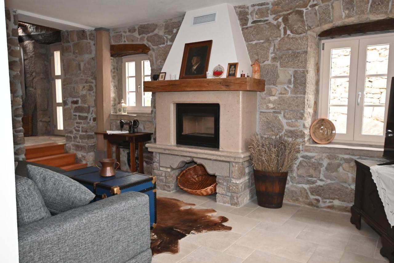 Villa Mavrici, Neighbors Free Buzet Luaran gambar