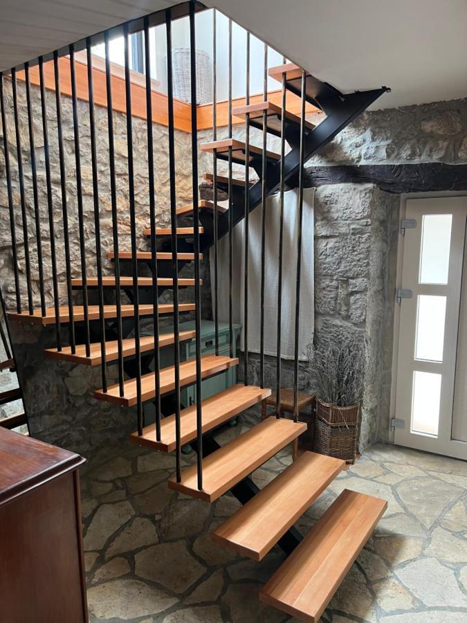 Villa Mavrici, Neighbors Free Buzet Luaran gambar