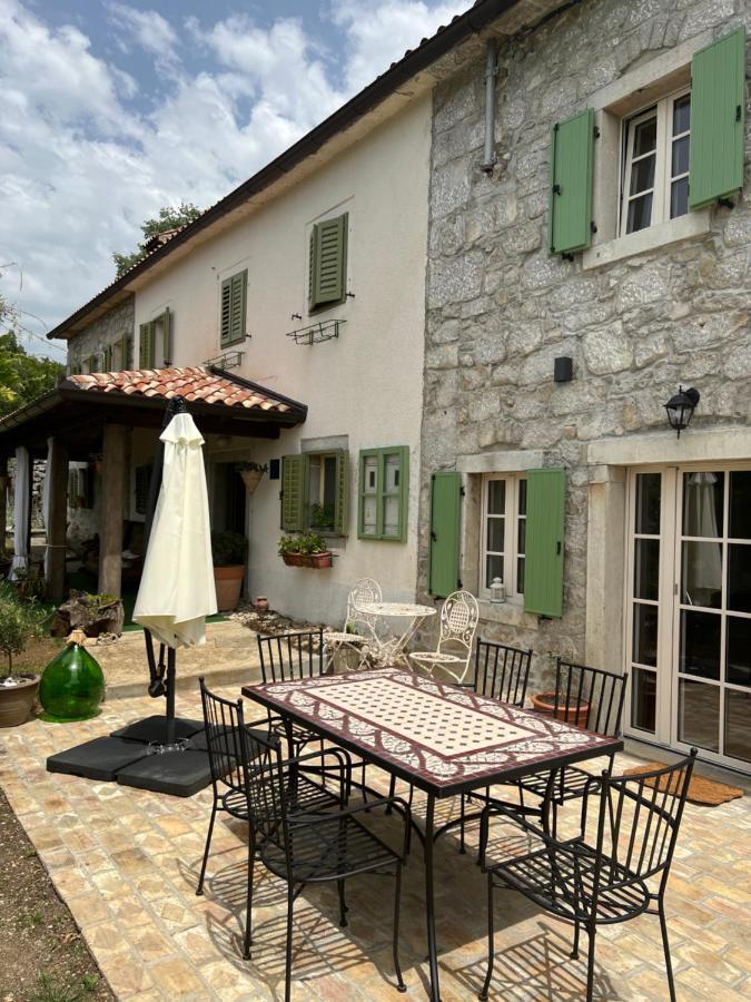 Villa Mavrici, Neighbors Free Buzet Luaran gambar